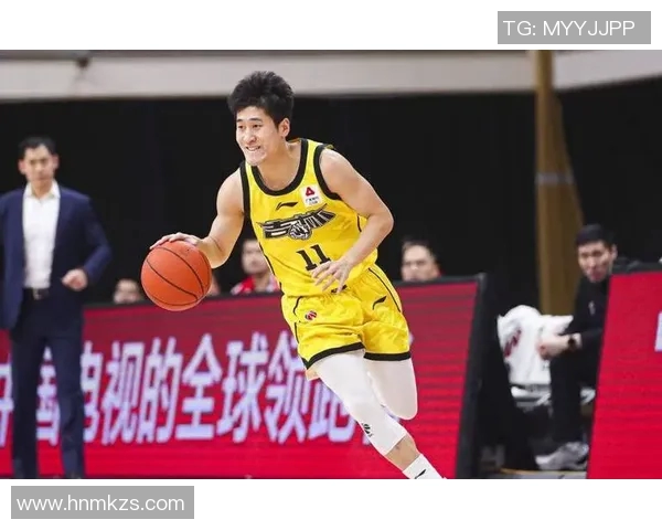 成都羽毛球队逆袭之路：从困境到辉煌的精彩解读与启示