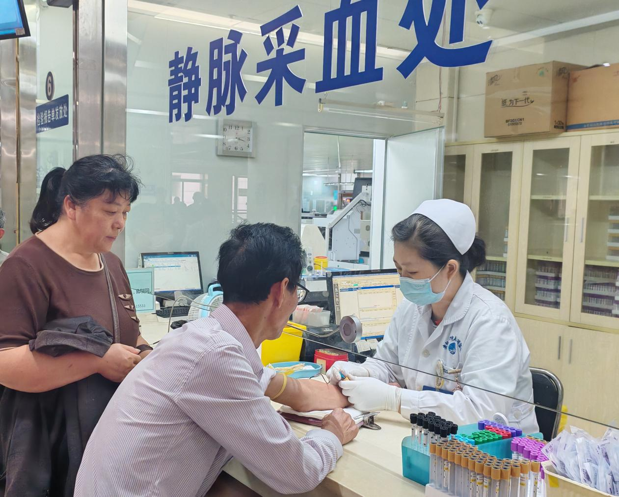 乐鱼中国官方安医大从属巢湖病院开启“七点半”事情形式便利患者救治(图2)